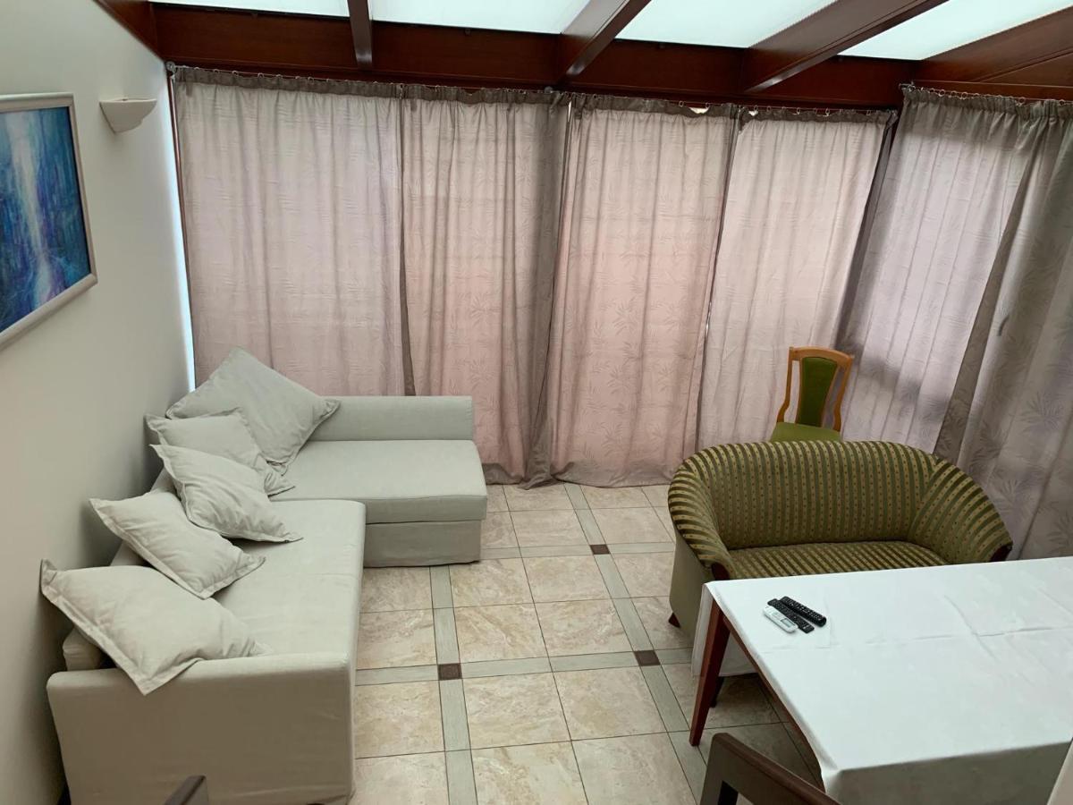 Apartamenty Superior W Rewalu Екстериор снимка